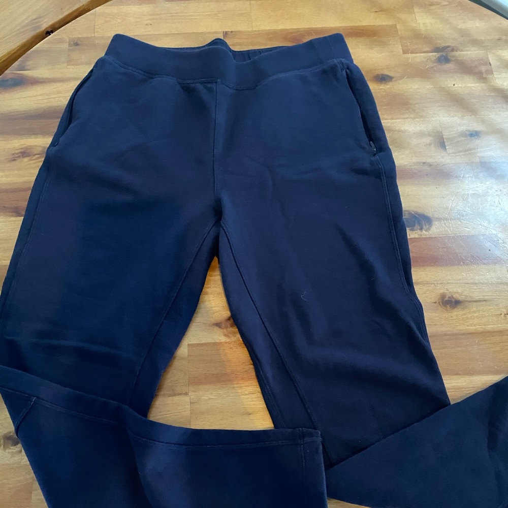 Lululemon sweats, size 8